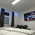 Freshly Renovated City Apartments Essen Kitchen Wifi Near Duesseldorf Airport